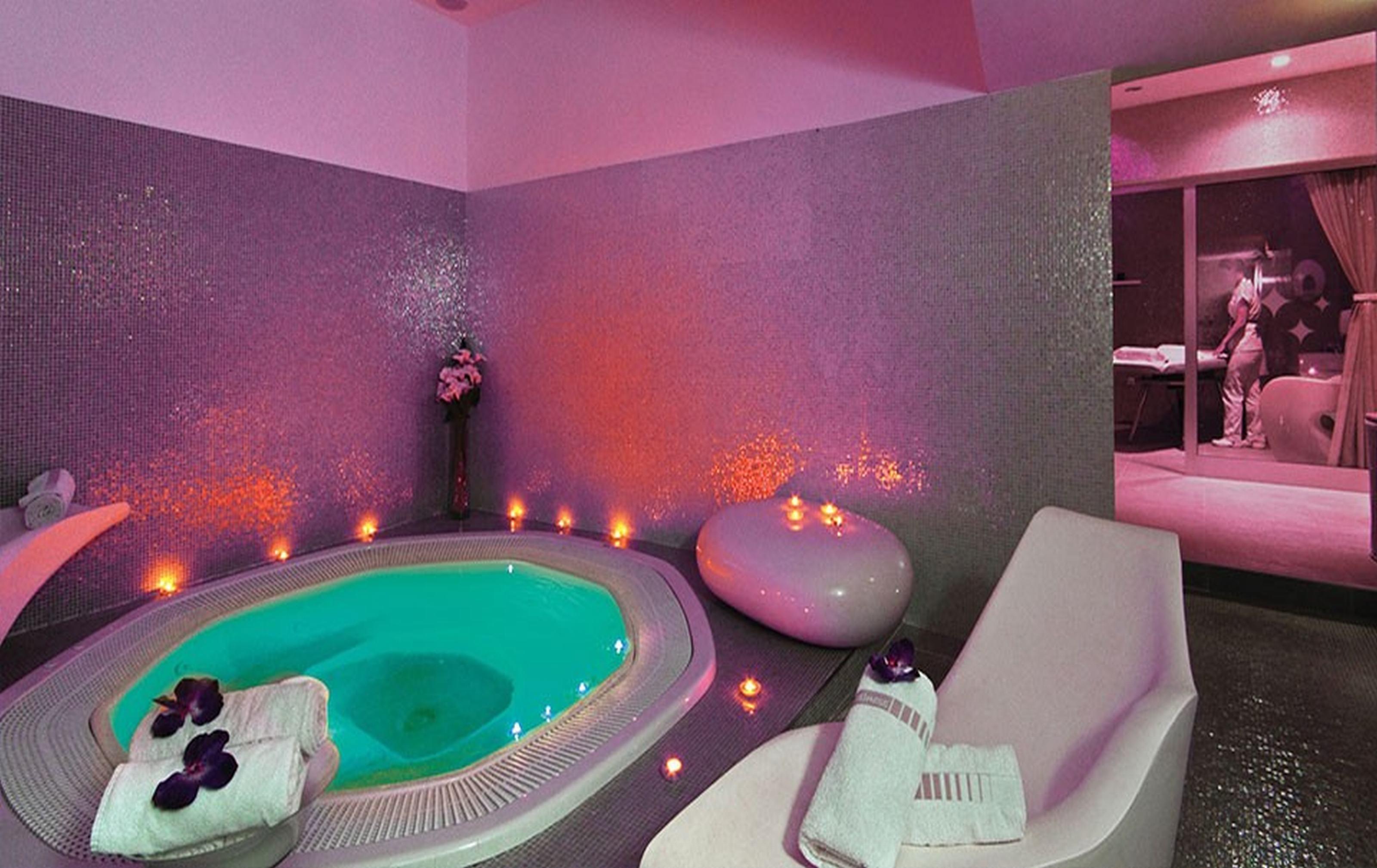 Luxe Hotell 4*