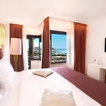 Hotel Luxe